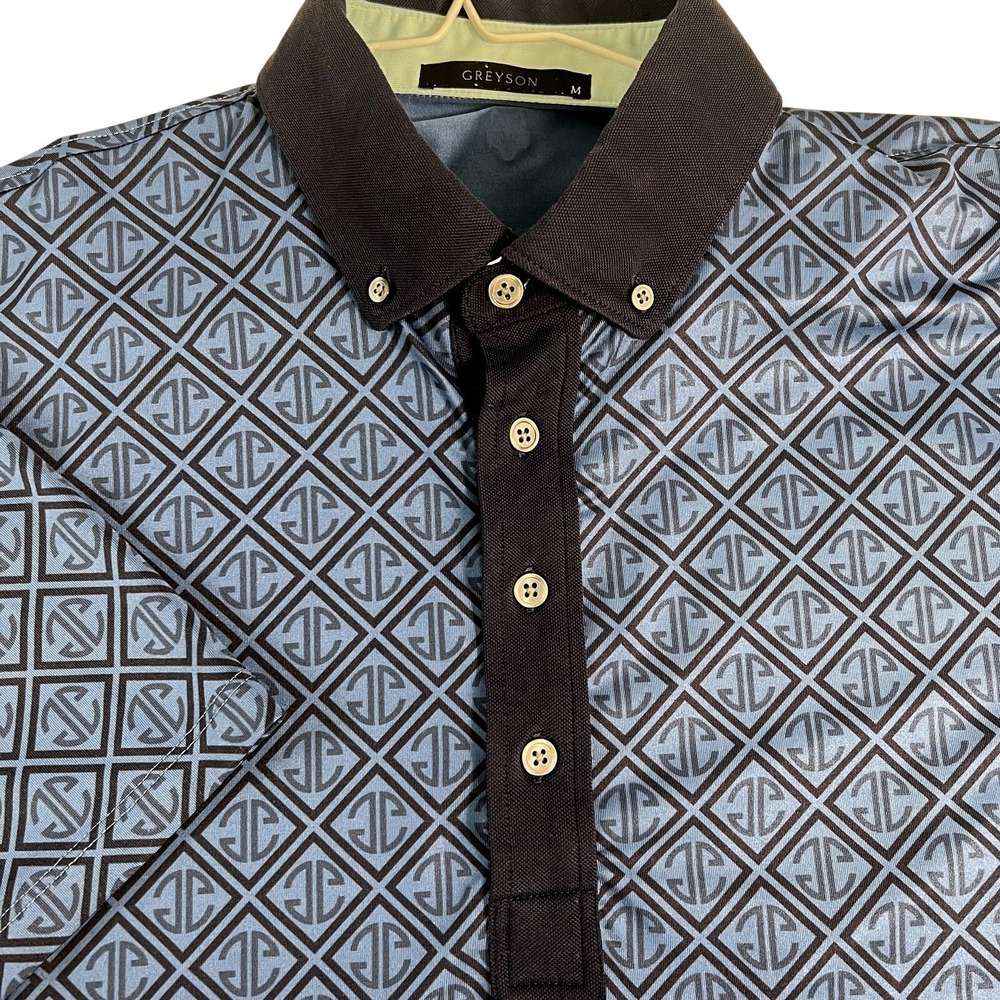 Greyson Polo Shirt Mens Medium Blue Geometric Print Golf Stretch Wolf Logo